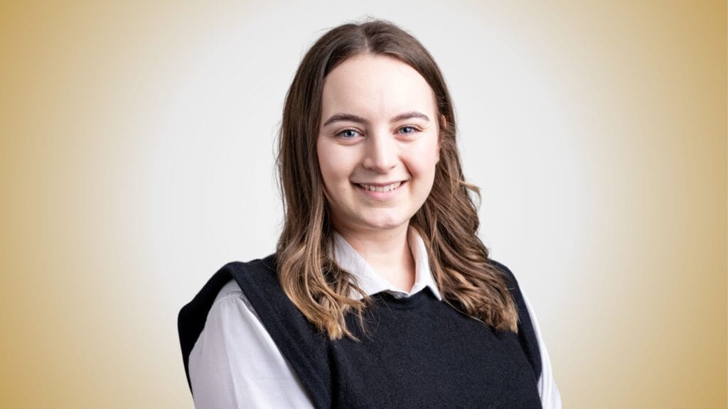 Meah Howlett Will Writer in St Austell